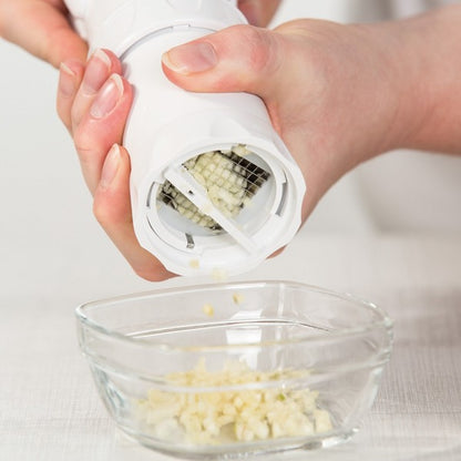 Secko za beli luk – praktičan kuhinjski dodatak